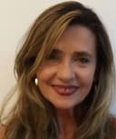 Glória Esther Gomes