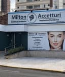 Accetturi Implantes Dentários Dr. Milton